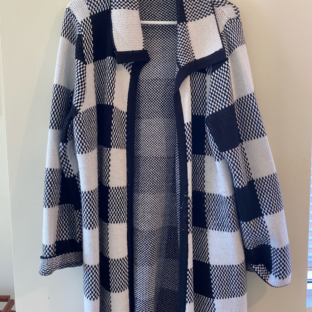 Cable & Gauge Woman’s Sweater